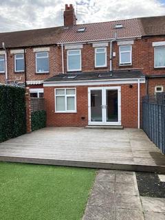 3 bedroom house to rent, Westcott Road, South Shields
