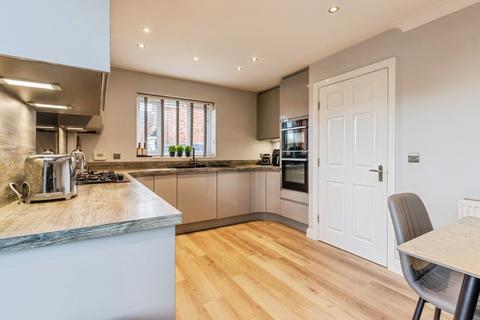 undefined, Junction Close, Blackrod, Bolton, Greater Manchester, BL6