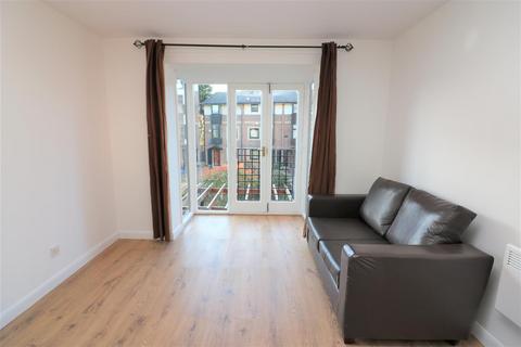 1 bedroom apartment to rent, Barnfield Place, Isle of Dogs, E14