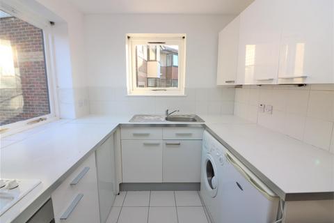 1 bedroom apartment to rent, Barnfield Place, Isle of Dogs, E14