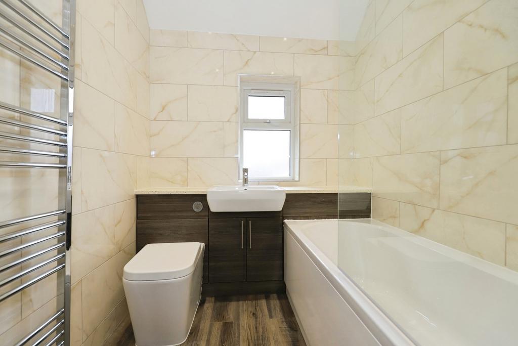 Bathroom / W.C.