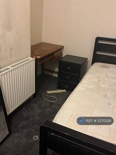 1 bedroom in a house share to rent, Shakespeare Road, Northampton, NN1