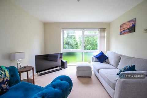 1 bedroom flat to rent, Copers Cope Road, Beckenham, Kent, BR3