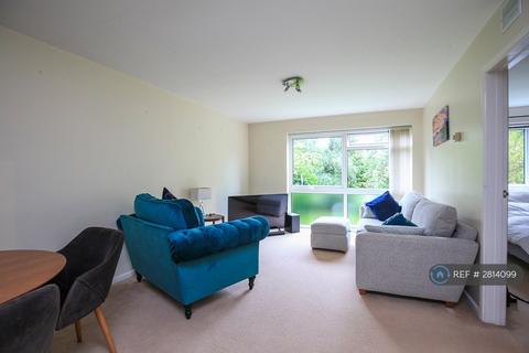 1 bedroom flat to rent, Copers Cope Road, Beckenham, Kent, BR3