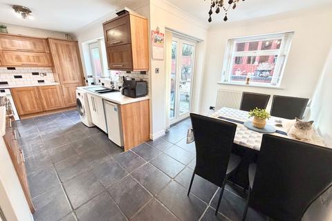 undefined, Bisell Way, Brierley Hill DY5