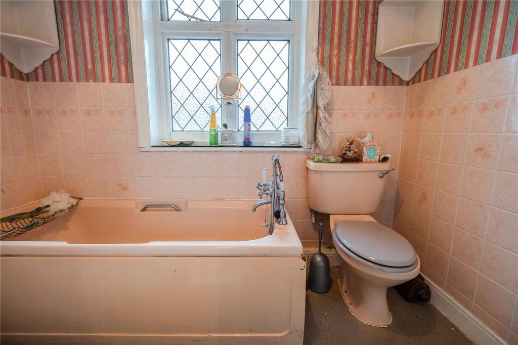 Bathroom (2)