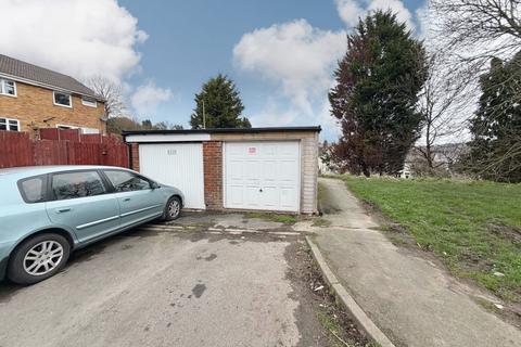 3 bedroom semi-detached house for sale, Blakeley Walk, Dudley DY2