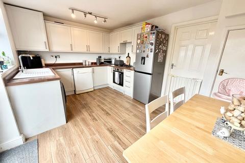 3 bedroom semi-detached house for sale, Blakeley Walk, Dudley DY2