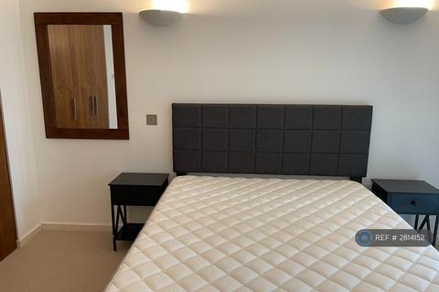 1 bedroom flat to rent, Fairmont Avenue, London, E14