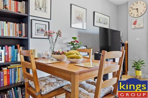 1 bedroom flat for sale, Chaplin House