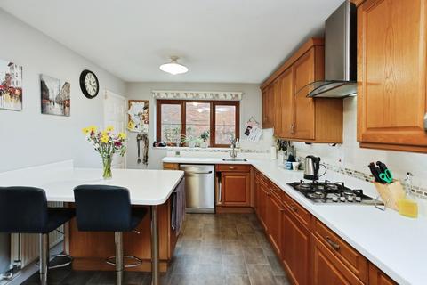 4 bedroom detached house for sale, Caysers Croft, East Peckham, Tonbridge, Kent, TN12