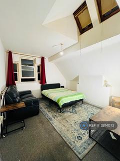 2 bedroom flat to rent, Wembury Road, London, N6