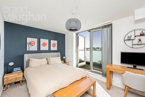 1 bedroom flat for sale, Kingsway, Hove, East Sussex, BN3