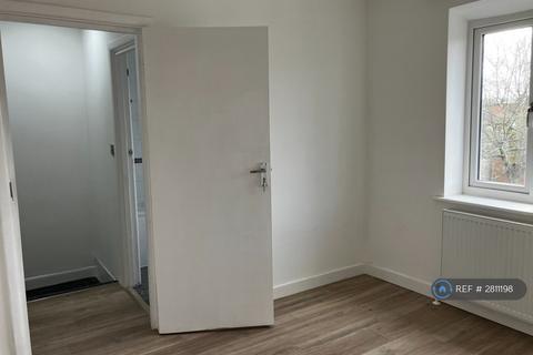 undefined, Denison Road, Feltham, TW13