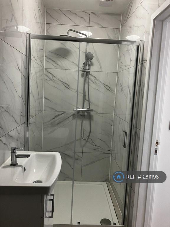 Downstairs Shower Room+Wc
