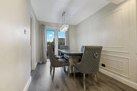 3 bedroom semi-detached house for sale, Waukglen Avenue, Glasgow, Glasgow City, G53