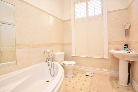 undefined, Park Drive, Harrogate, HG2