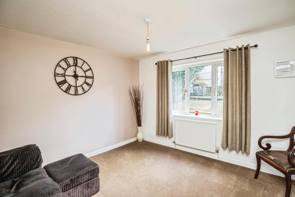 Reception/Bedroom 3