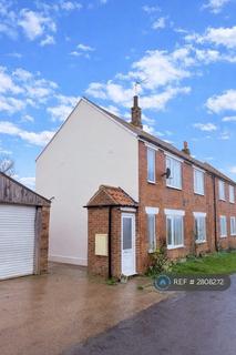 3 bedroom semi-detached house to rent, Manor Croft, Hull, HU12