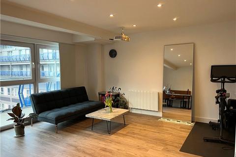 2 bedroom flat for sale, Calderwood Street, London, SE18