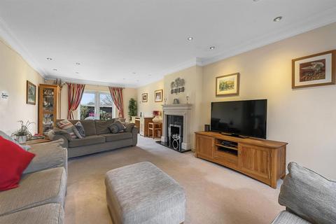 4 bedroom detached house for sale, Maldon Road, Hatfield Peverel, Chelmsford