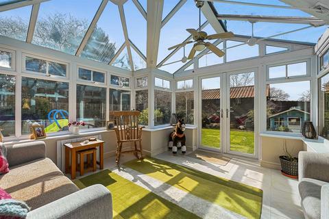 4 bedroom detached house for sale, Maldon Road, Hatfield Peverel, Chelmsford