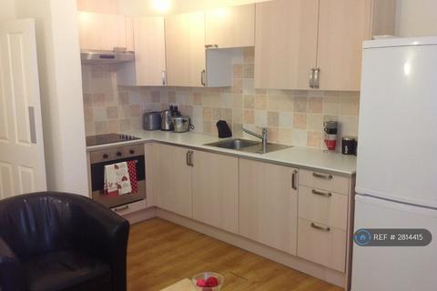 3 bedroom flat to rent, Hyde Terrace, Leeds, LS2