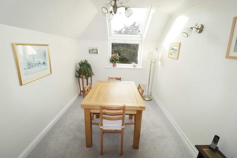 2 bedroom flat for sale, Seafront, Hayling Island