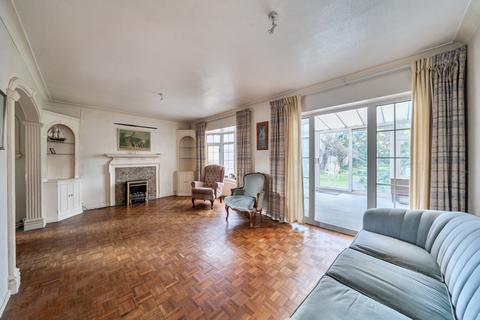 3 bedroom detached house for sale, The Crofts, Upper Halliford Green, Shepperton, TW17