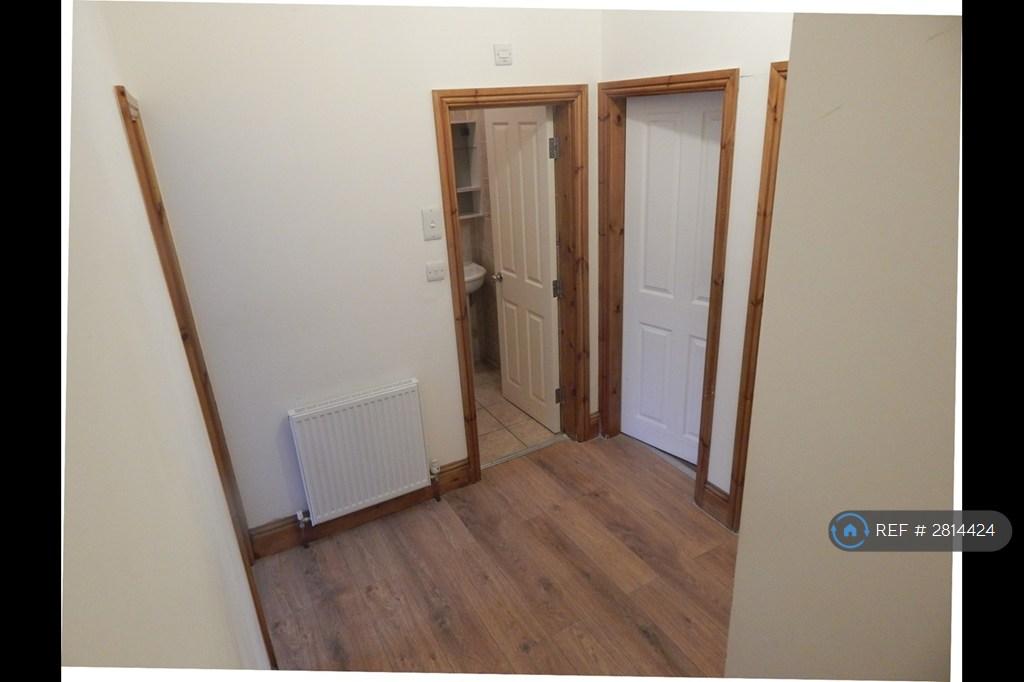 Flat Corridor