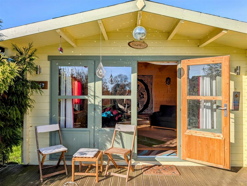 Summerhouse in Spring