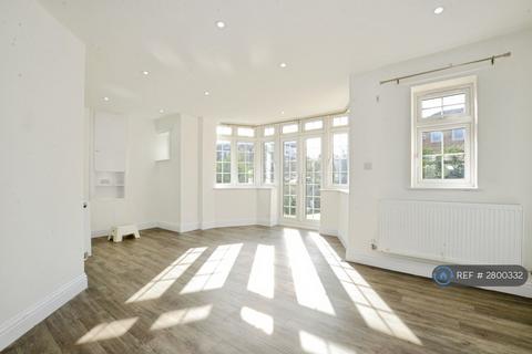 3 bedroom semi-detached house to rent, Barn Rise, Wembley Park, HA9