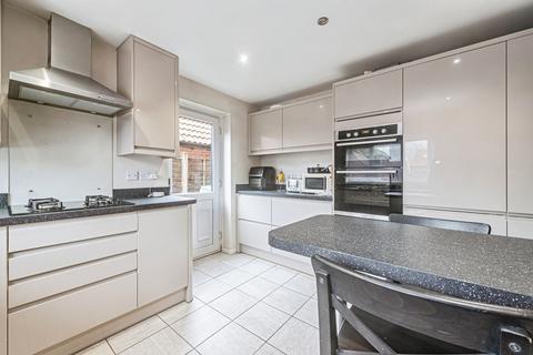 undefined, Lambs Row, Lychpit, Basingstoke, Hampshire, RG24