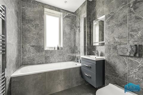 4 bedroom terraced house for sale, High Road, London, N12