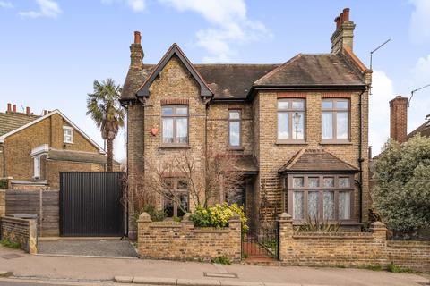 6 bedroom detached house for sale, Vicars Hill, London, SE13