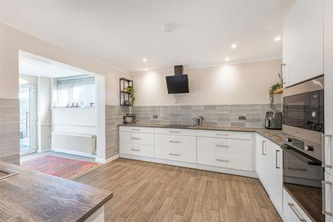 4 bedroom semi-detached house for sale, Seaview Road, Peacehaven