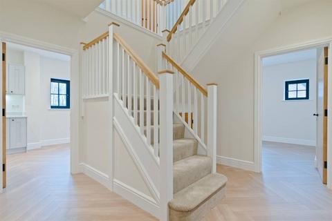 4 bedroom semi-detached house for sale, Hoath Road, Canterbury