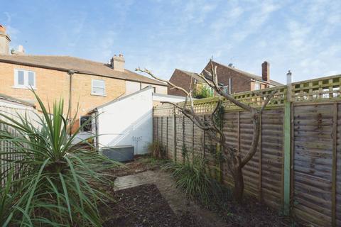 2 bedroom terraced house for sale, North Road, Hersham, Walton-on-Thames, Surrey, KT12