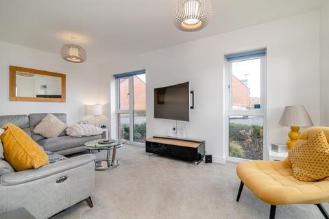 5 bedroom detached house for sale, Middle Reen Place, Glan Llyn, Newport