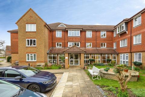 1 bedroom flat for sale, Allingham Court, Summers Road, Godalming, Surrey, GU7