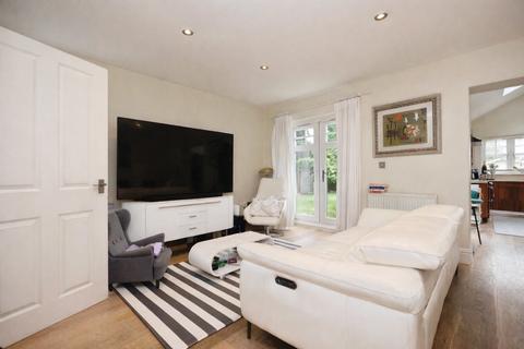 4 bedroom semi-detached house for sale, Merrow Street, Guildford, Surrey, GU4