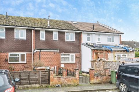 3 bedroom terraced house for sale, Baird Drive, Wood Street Village, Guildford, Surrey, GU3
