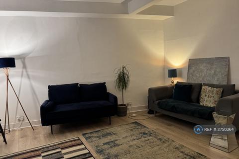 undefined, Vernon Road, London, E15