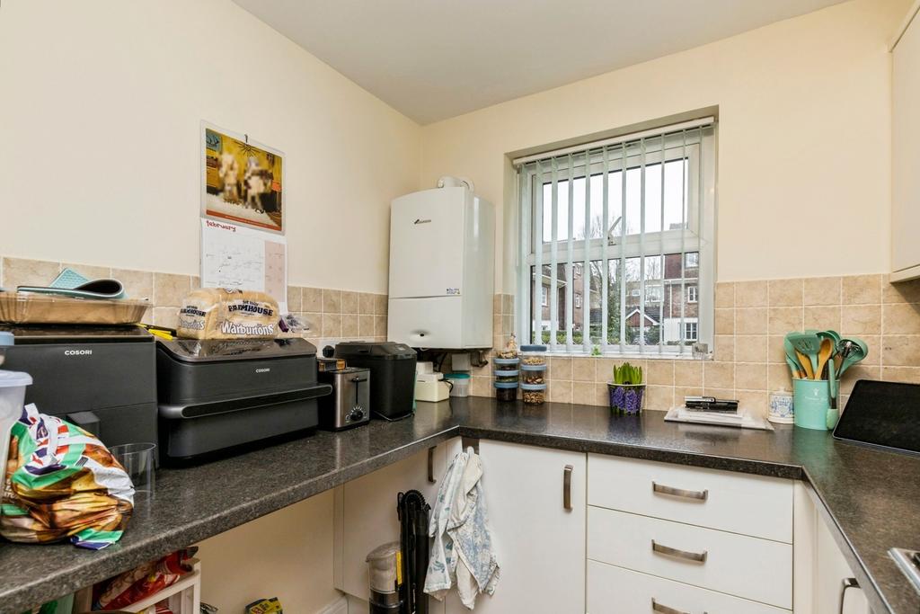 Pbox-IMG.jpg