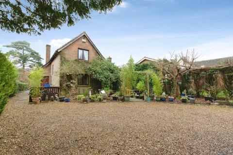 3 bedroom detached house for sale, Headley Heath Approach, Tadworth, Surrey, KT20