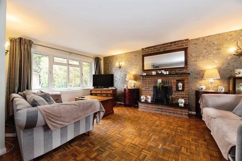 3 bedroom detached house for sale, Headley Heath Approach, Tadworth, Surrey, KT20