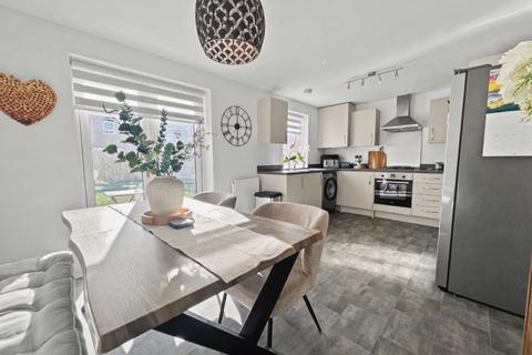4 bedroom semi-detached house for sale, Bunting Close, Peacehaven, BN10 8GZ