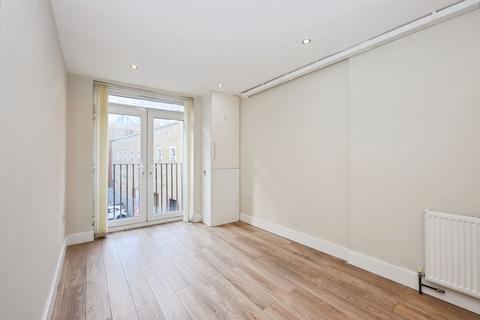 2 bedroom flat for sale, Marketfield Road, Redhill, Surrey, RH1