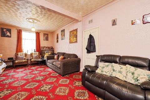 3 bedroom semi-detached house for sale, Gladstone Street, Beeston, Nottingham, Nottinghamshire, NG9