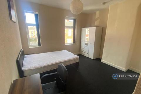 undefined, Mackenzie Rd, Salford, M7